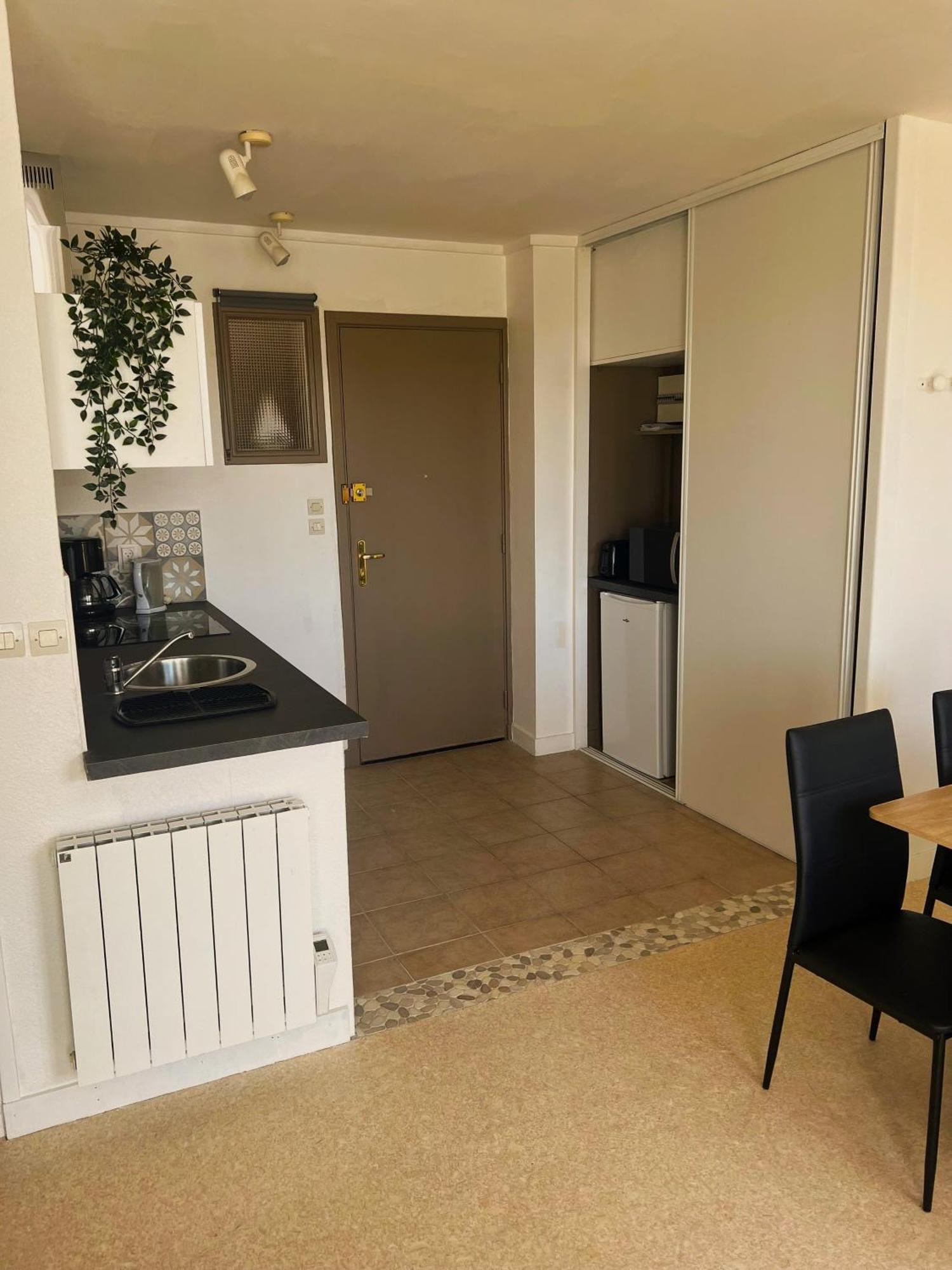 Studio Vue Sur Mer Avec Veranda - Roscoff Apartman Kültér fotó